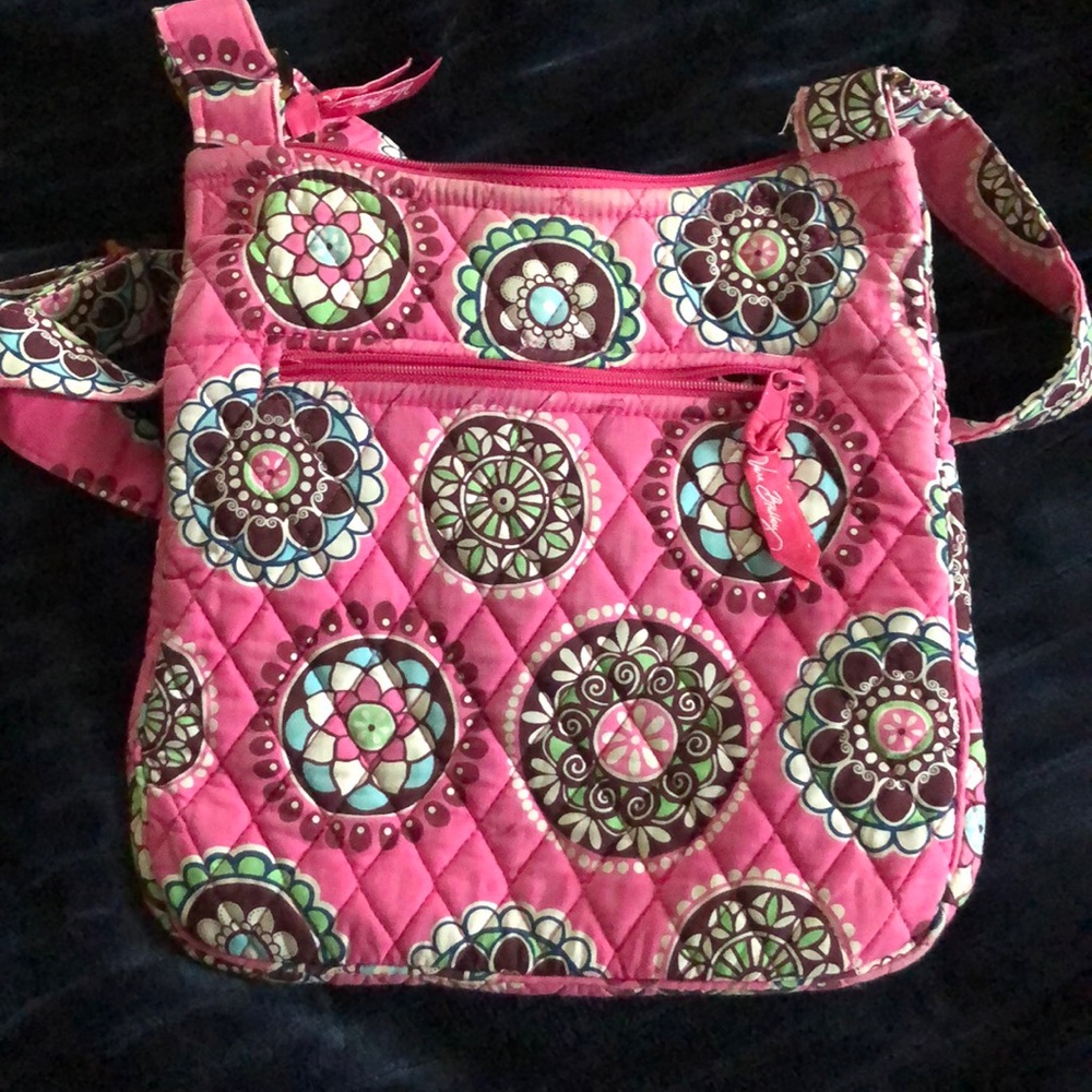 Grandmacore VERA BRADLEY Pink Pinwheel Crossbody Bag - Picture 4 of 8